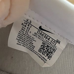 Nike Blazer Low Tops Size 9.5